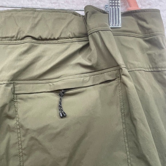 REI Shorts Mens Extra Large Green Hiking Outdoor Performance Nylon Cargo Fishing - Picture 5 of 13